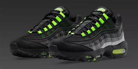 Official Images Of The Nike Air Max 95 Black Neon Fv4710 001