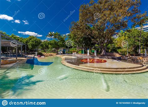 Streets Beach En South Bank Parkland Brisbane Australia Foto De