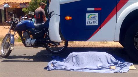 Colis O Entre Motocicleta E Nibus Deixa Idoso Morto Na Pi Em