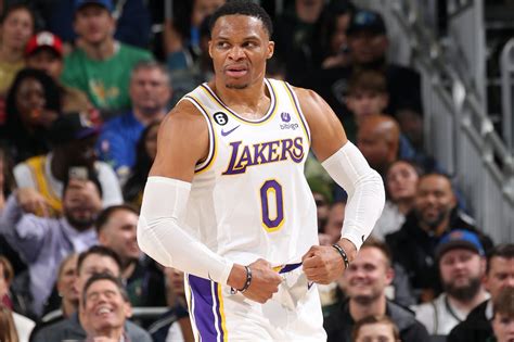 Darvin Ham Singles Out Russell Westbrook’s Hustle Play In Lakers Win Silver Screen And Roll