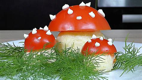 Салат сырный за две минуты! Оригинальное украшение блюд! Как украсить ...