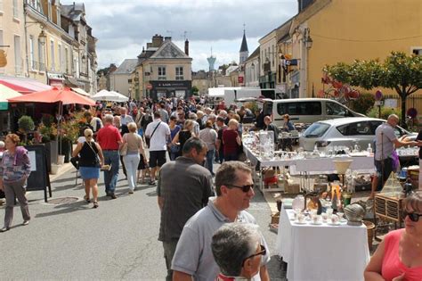 Vide greniers braderie des commerçants Bellême 61130 25 Juin 2023