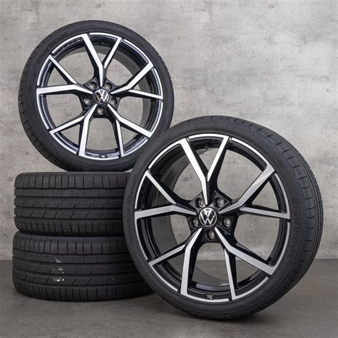 Vw Mk8 Golf R Wheel 19 Estoril Wheel Black Out Kit