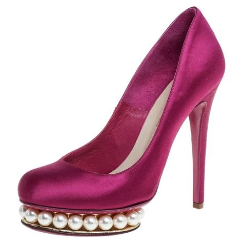 Nicholas Kirkwood Fuchsia Satin Faux Pearl Embellished Platform Pumps