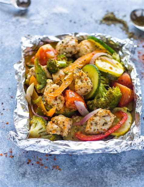 Easy Baked Italian Chicken And Veggie Foil Packets Gimme Delicious