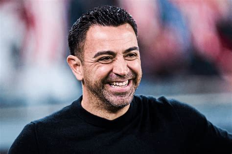 Xavi Les Attend Au Bar A Deux Br Siliens Vont D Barquer Pur Foot