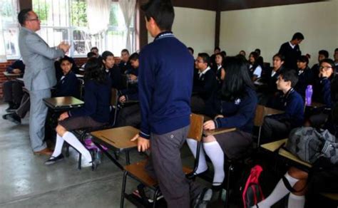 Reanudan clases más de 2 millones de alumnos