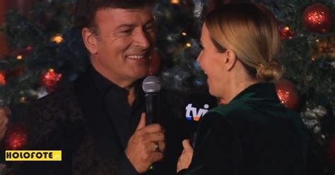 Cristina Ferreira anuncia regresso de Tony Carreira à TVI Holofote