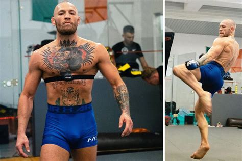 Conor Mcgregor Shows Off Ripped Body Ahead Of Dustin Poirier Fight And