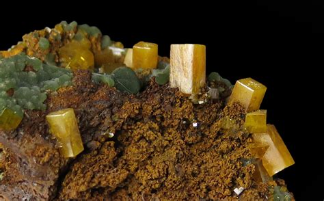 Pseudocubic Wulfenite Mimetite Calcite 2008 Find San Juan