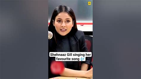 Shehnaaz Gill Singing Her Favourite Song 🎶 Shehnaaz Live Singing