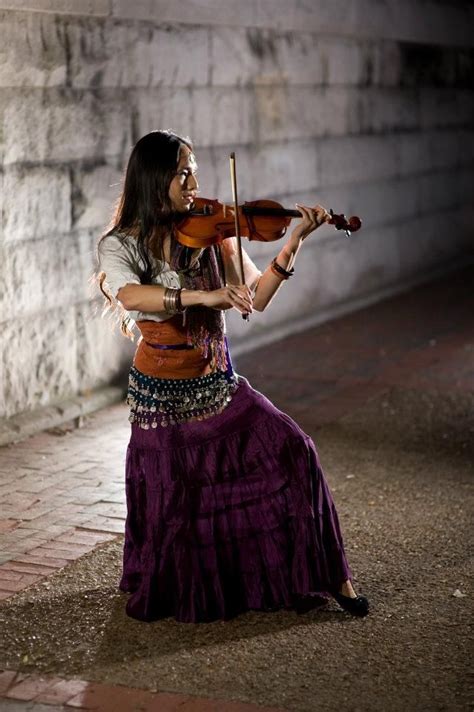 Gypsy Violinist