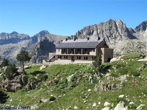 Pyrandonnées Itinéraire de randonnée Refuge d Amitges depuis le