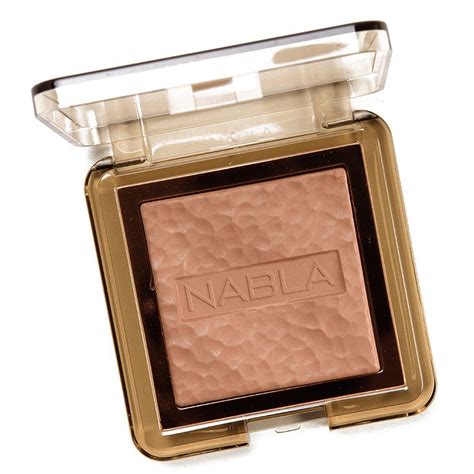 Nabla Cosmetics Ambra Skin Bronzing Powder Review Swatches Nabla