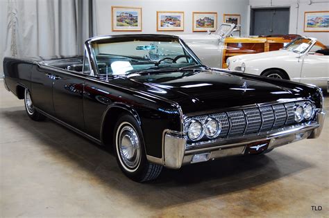 Lincoln Continental Convertible