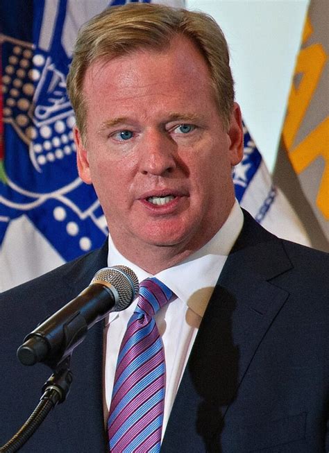 Roger Goodell: Salary| Net Worth| Wife| Wiki| Who pays salary - sportsjone