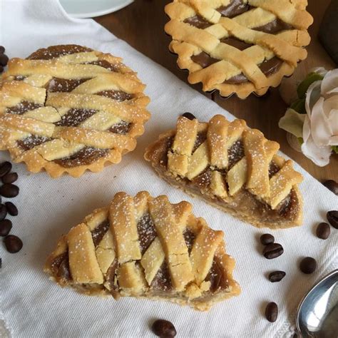 Crostatine Della Nonna Al Caffe Dolce Ripieno Crema Pasticcera