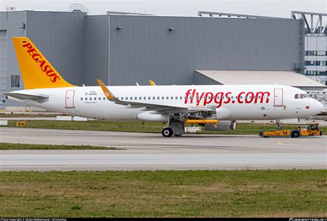 D AUAL Pegasus Airbus A320 251N Photo By Niclas Rebbelmund Niclashco