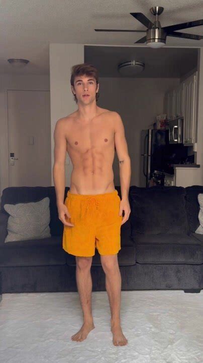 Another Twunk Posing At Home Not Nude Thisvid