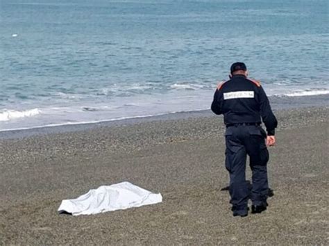 Ritrovato Senza Vita Il Corpo Delluomo Disperso In Mare A Belmonte