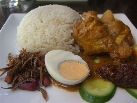 Nasi Lemak With Chicken Curry Sambal Kampung Nasi Lemak Flickr