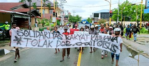 Aksi Demo Tolak Dob Dan Otsus Jilid Ii Kembali Digelar Srk Desak Dprd