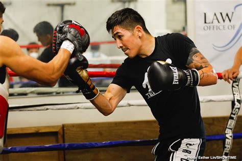 Leo Santa Cruz Ready For War Against Keenan Carbajal On Feb5th