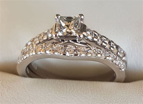 Pre-Owned Engagement Rings - Diamonds of Perth