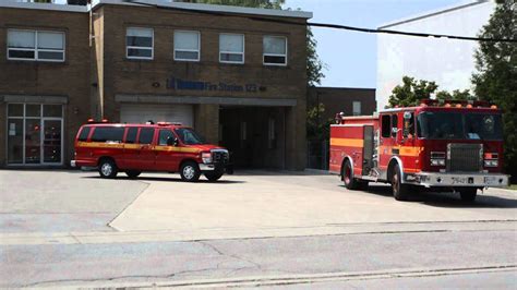 Toronto Fire District Chief Car 12 YouTube