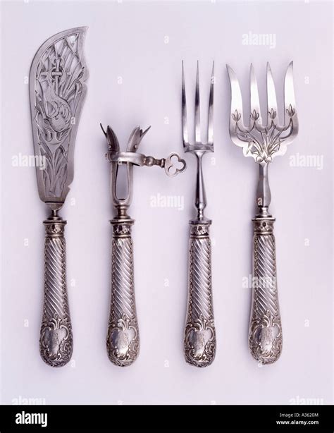 Sale Solid Silver Fish Knives And Forks In Stock