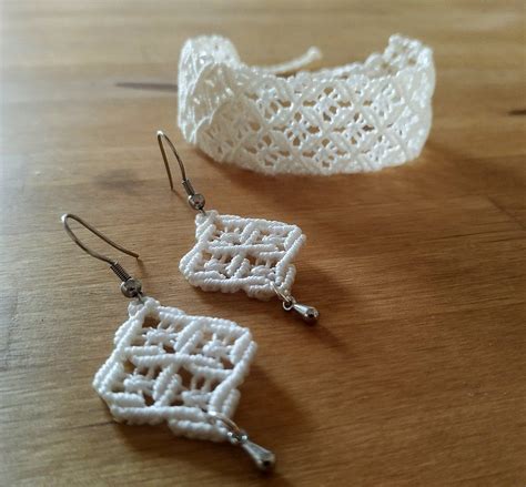 Boucles D Oreilles En Macram Tiss Es Avec Du Fil De Nylon Blanc