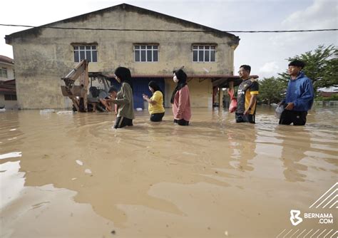 Bernama On Twitter Jumlah Mangsa Banjir Di Johor Menurun Sedikit