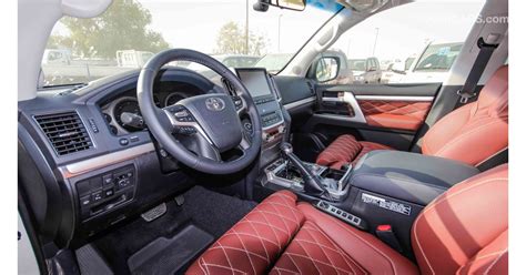 Toyota Land Cruiser Luxury Comfort Seats with Alacantra Leather ...