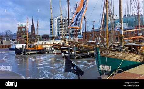 Historische Schiffe Im Neuen Hafen Deutschland Bremerhaven