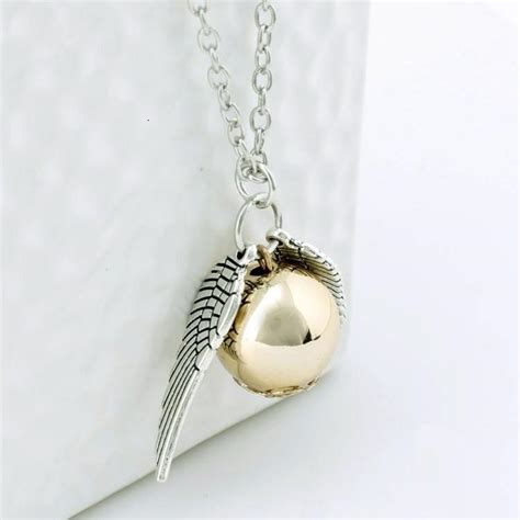 Golden Snitch Necklace – Loot Lane