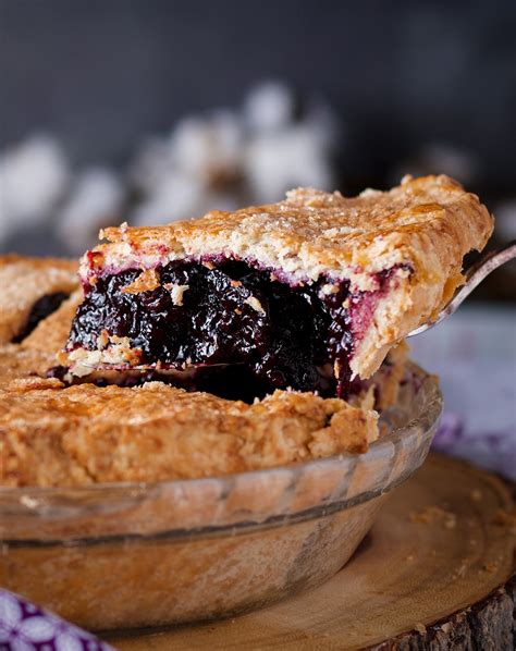 How To Make The Perfect Blueberry Pie With Fresh Or Frozen Blueberries