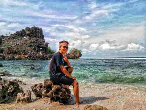 Pantai Nglambor Rute Snorkeling Tiket Masuk Wisatakula