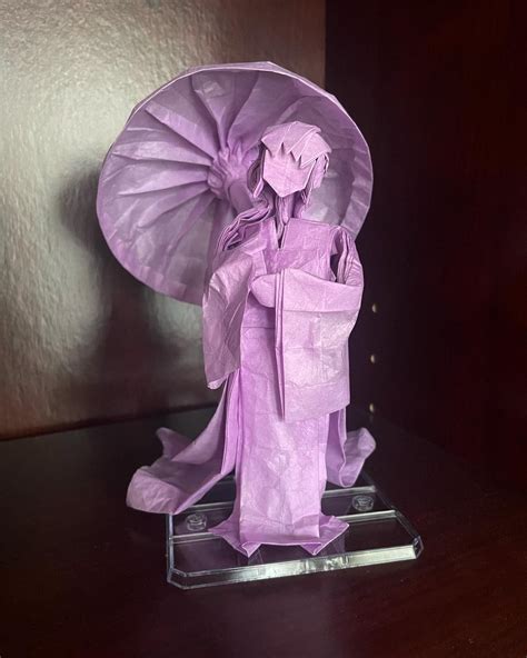 Walking In The Rain Designed By Chen Xiao Rorigami