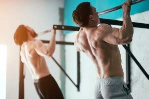 The 10 Best Lat Exercises for Muscle & Strength – StrengthLog
