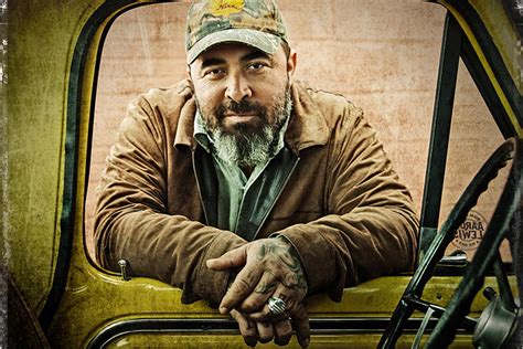 Stainds Aaron Lewis Announces New Country Album