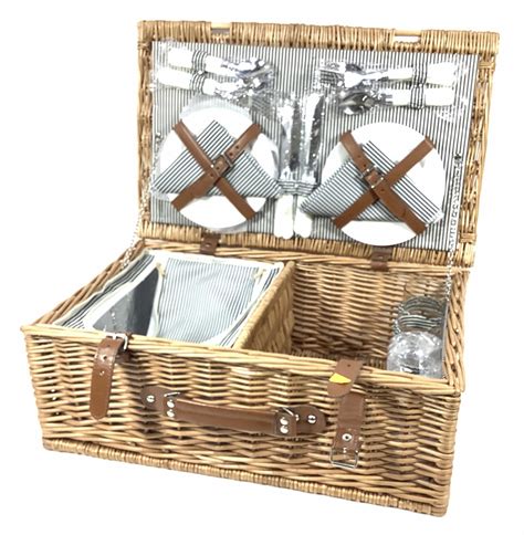 Lot Vintage Wicker Picnic Basket Set