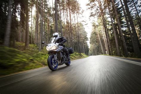 Motorrad Vergleich Yamaha Tracer 900 2015 Vs Yamaha FZ 8S Fazer 2015