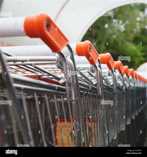 Shopping Carts Near Supermarket Stock Photo Alamy