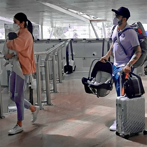 Airport Diaries Anushka Sharma Virat Kohli With Daughter Vamika