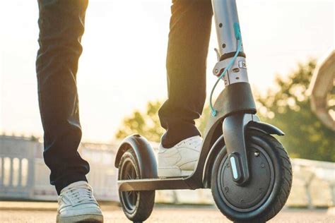 Activation d une trottinette électrique Ninebot mode d emploi