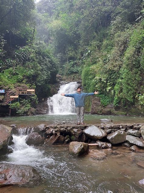 Curug Muara Jaya Air Terjun Majalengka Di Lembah Gunung Ceremai