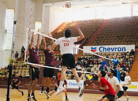 INICIA LA LUCHA POR LAS CLASIFICACIONES EN VOLEIBOL DE SALA SportsMedia