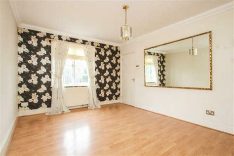 4 Bedroom Detached House For Sale In Signature Home Great Warley