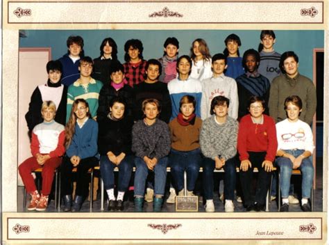 Photo de classe Photo de classe 3è2 84 85 de 1985 Collège Albert Camus