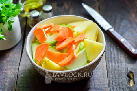 Говядина с картошкой и кабачками в рукаве для запекания — рецепт с фото ...